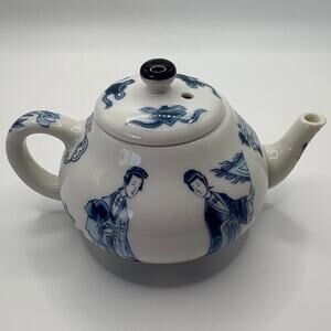 Victoria & Albert Museum Kangxi Teapot 1985 Franklin Mint Fine Porcelain Japan